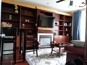 Royal highland livingroom bedroom suite